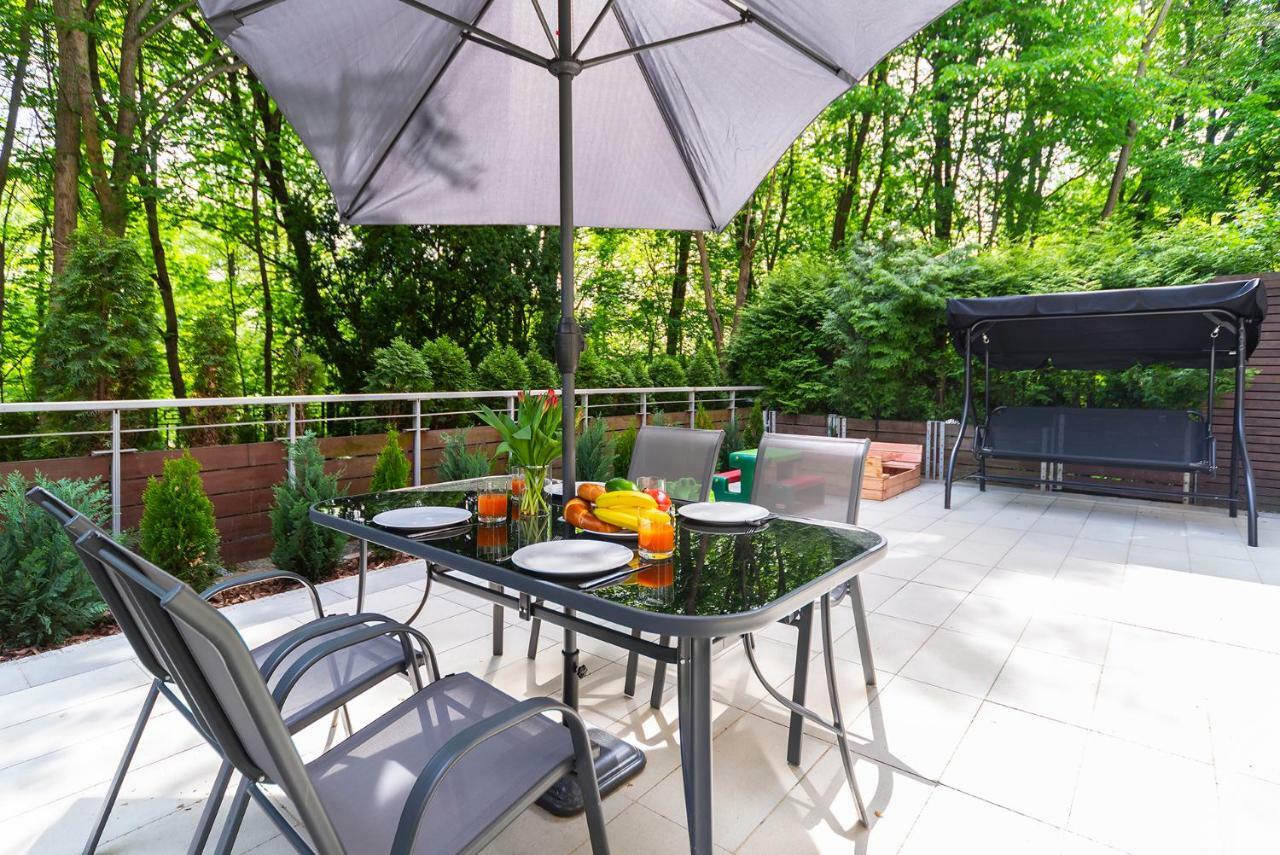 Beachfront Apartment Haga With Free Parking By Noclegi Renters Sopot Buitenkant foto
