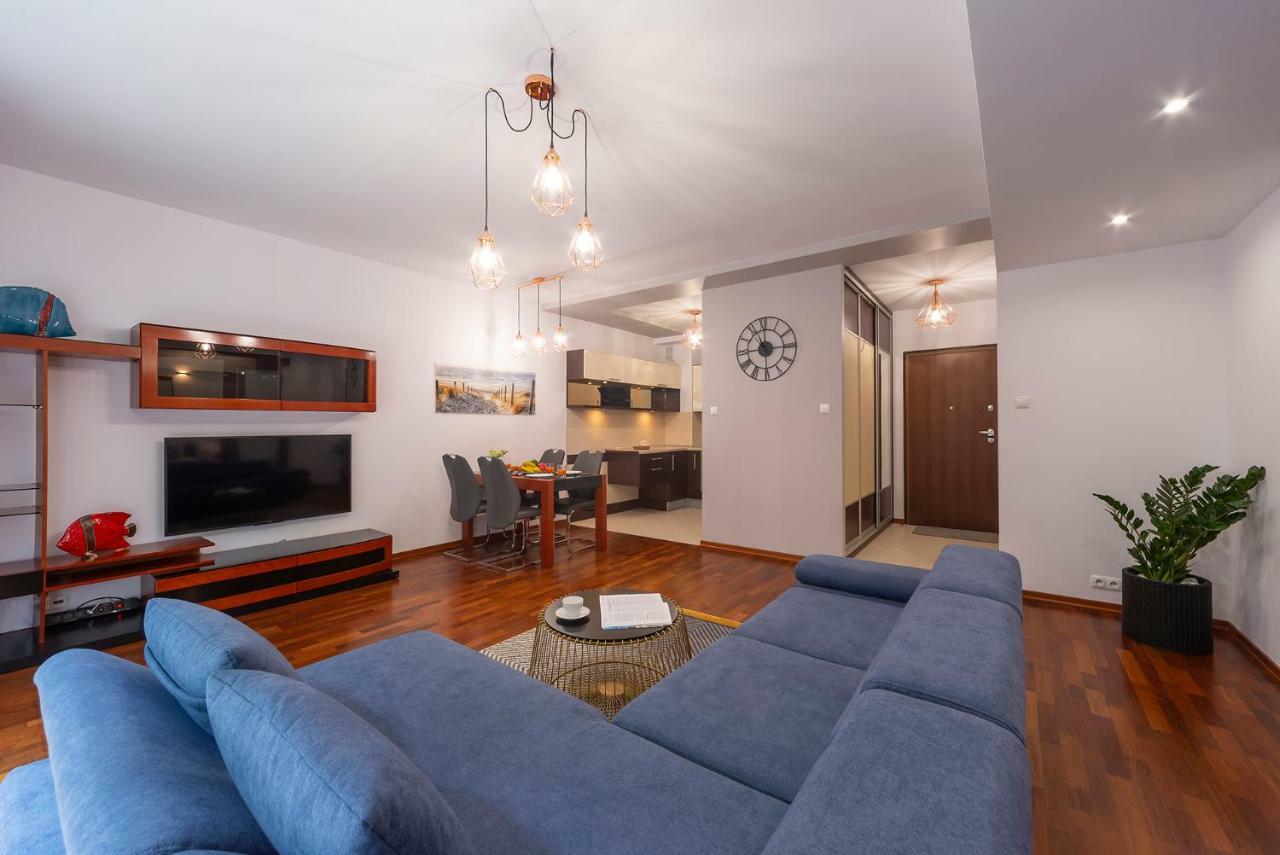 Beachfront Apartment Haga With Free Parking By Noclegi Renters Sopot Buitenkant foto